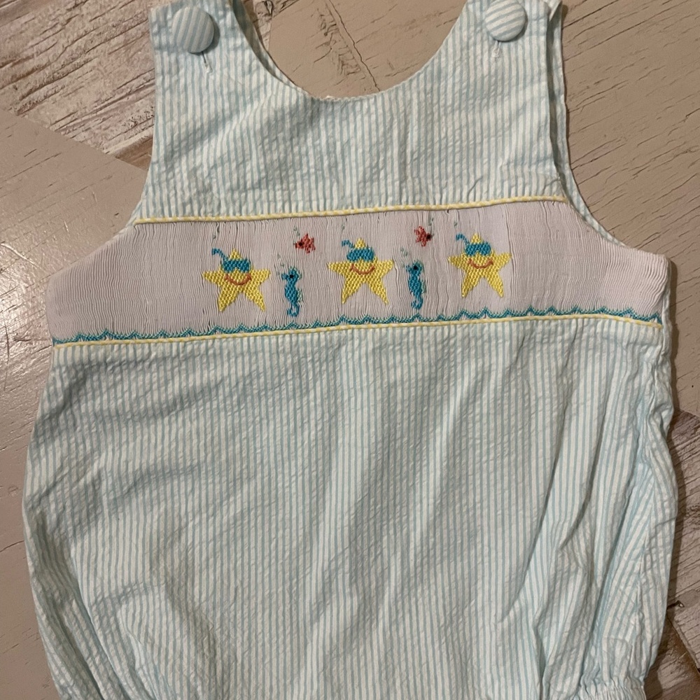 Smocked Bubble